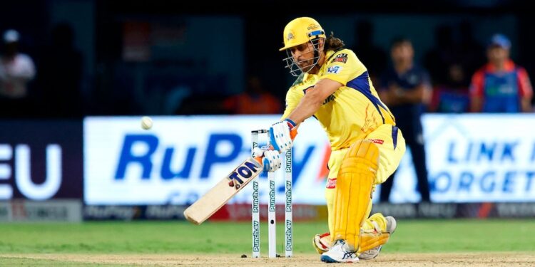 അപ്രതീക്ഷിത-വെടിക്കെട്ട്;-വിന്റേജ്-‘ഫിനിഷർ-ധോണി’-ഈസ്-ബാക്ക്,-വീഡിയോ