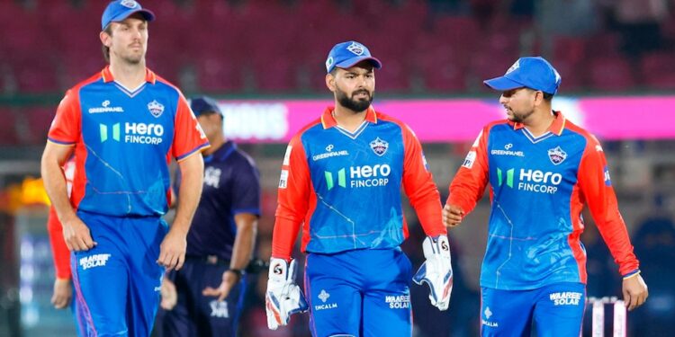 ചെന്നൈയെ-തോൽപ്പിച്ചെങ്കിലും-റിഷഭ്-പന്തിന്-മുട്ടൻ-പണി-കിട്ടി!