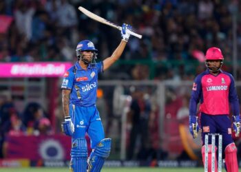 തുടക്കം-കസറി-സഞ്ജുപ്പട;-തുറുപ്പുചീട്ടിനെ-ഇറക്കി-സഞ്ജുവിന്റെ-തന്ത്രം-പൊളിച്ച്-ഹാർദിക്