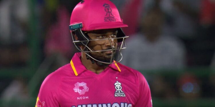 ‘സഞ്ജു-ബാറ്റിങ്-വെടിക്കെട്ട്-തീർക്കും,-നമ്മൾ-ലോകകപ്പ്-ജയിക്കും’;-മനസ്സ്-നിറഞ്ഞനുഗ്രഹിക്കുന്ന-ആളെ-കണ്ടോ?