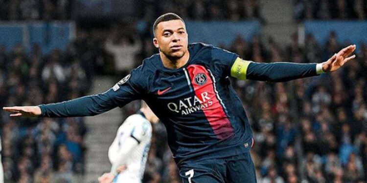 പിഎസ്‌ജിയുടെ-ഗോൾവേട്ടക്കാരൻ-പടിയിറങ്ങുമ്പോൾ