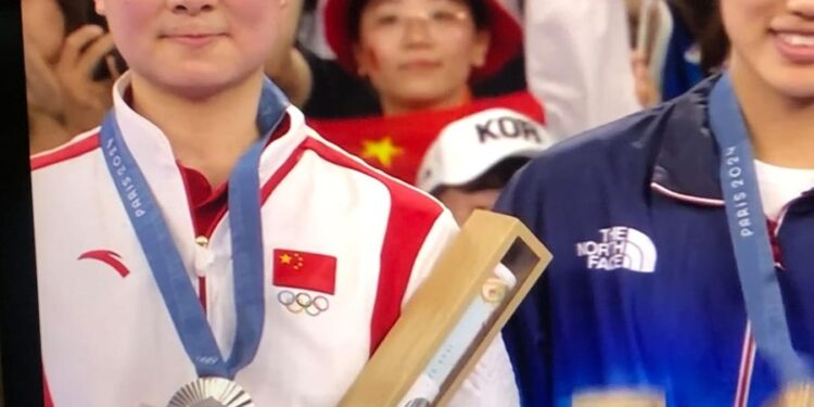 ഒളിമ്പിക്‌സിന്-പിന്നാലെ-വിരമിക്കൽ-പ്രഖ്യാപിച്ച്-ചൈനീസ്-ബാഡ്മിന്റൺ-താരം