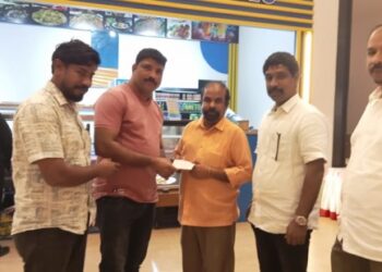 വയനാട്-ദുരന്തം;-ദുരിതമനുഭവിക്കുന്നവർക്ക്-സഹായവുമായി-പി-സി-എഫ്-സലാല