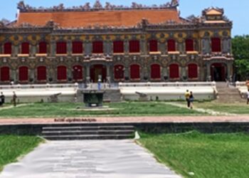 ഹായ്,-ഹ്യു:-വിയറ്റ്‌നാം-വിളിക്കുന്നു