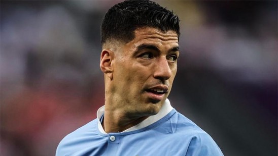 സുവാരസ്-
ഉറുഗ്വേ-
കുപ്പായമഴിച്ചു