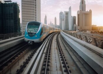 പതിനഞ്ചാം-വാർഷികാഘോഷ-നിറവിൽ-ദുബായ്-മെട്രോ