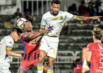 വാരിയേഴ്‌സിനെ-പൂട്ടി-ഫോഴ്സ-കൊച്ചി