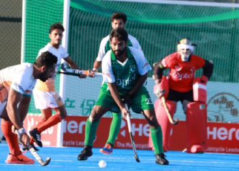 പാകിസ്ഥാനെതിരെ-തിരിച്ചു-വന്ന്‌-ഇന്ത്യ;-അഞ്ചിൽ-അഞ്ചും-ജയിച്ച്‌-ഏഷ്യൻസ്‌-ചാമ്പ്യൻസ്‌-ട്രോഫി-സെമിയിലേക്ക്‌