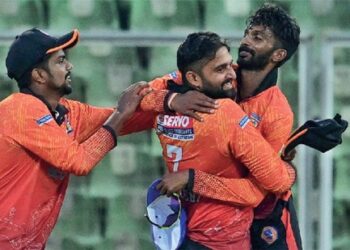 കന്നിക്കിരീടത്തിന്‌-കൊല്ലവും-കലിക്കറ്റും-;-ഫൈനൽ-ഇന്ന്‌-വൈകിട്ട്‌-6.45ന്‌