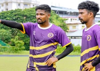 സൂപ്പർ-ലീഗ്‌-കേരള-;-തുടരാൻ-കലിക്കറ്റ്‌-,-ആദ്യജയത്തിന്‌-ഫോഴ്സ-കൊച്ചി