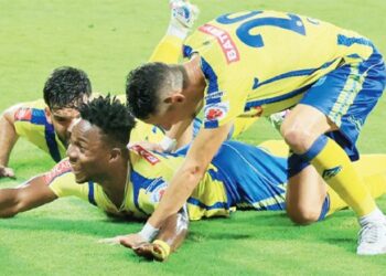 അടി,-തിരിച്ചടി,-ജയം-;-കേരള-ബ്ലാസ്‌റ്റേഴ്‌സ്‌-ജയംകുറിച്ചു