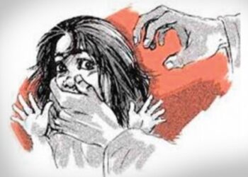 ലൈംഗികാതിക്രമം-ചെറുത്ത-ഒന്നാം-ക്ലാസുകാരിയെ-കൊലപ്പെടുത്തി;-സ്കൂൾ-പ്രിൻസിപ്പൽ-അറസ്റ്റിൽ