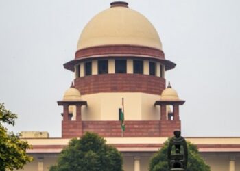 ഉന്നാവ്-ബലാത്സം​ഗം;-അതിജീവിതയുടെ-സുരക്ഷ-പിൻവലിക്കണമെന്ന്-കേന്ദ്രം:-സുപ്രീംകോടതിയിൽ-ഹർജി