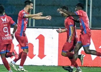 കിടിലം-കണ്ണൂർ-;-മലപ്പുറം-എഫ്‌സിയെ-തകർത്ത്‌-ഒന്നാംസ്ഥാനത്തേക്ക്‌