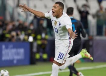 ഗോളടി-തുടർന്ന്‌-എംബാപ്പെ