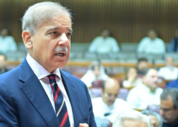 സാമ്പത്തിക-പ്രതിസന്ധി-രൂക്ഷം;-1.5-ലക്ഷം-ജോലികൾ-നിർത്തലാക്കി-പാക്കിസ്ഥാൻ