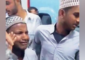 മദ്രസ-വിദ്യാര്‍ഥികള്‍ക്ക്- ട്രെയിനിൽ-മര്‍ദനം