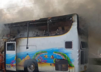 തായ്‌ലാൻഡിൽ-സ്കൂൾ-ബസിന്‌-തീപിടിച്ചു;-25-പേർ-മരിച്ചതായി-റിപ്പോർട്ട്‌