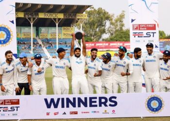 ബംഗ്ലാദേശിനെ-തകർത്ത്-ഇന്ത്യ;-ഐതിഹാസിക-വിജയം,-പരമ്പര