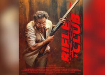 റൈഫിള്‍-ക്ലബിൽ-ഡോ.-ലാസറായി-‘കണ്‍വിന്‍സിങ്-സ്റ്റാര്‍’-സുരേഷ്-കൃഷ്ണയും