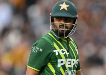 പാക്-ക്യാപ്റ്റന്‍-സ്ഥാനം-ഒഴിഞ്ഞ്‌-ബാബര്‍-അസം;-ഒരു-വര്‍ഷത്തിനിടെ-രണ്ടാമത്തെ-രാജി