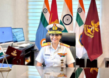 എഎഫ്എംഎസിന്റെ-ആദ്യ-വനിത-ഡയറക്ടർ-ജനറലായി-ഡോ.-ആരതി-സരിൻ