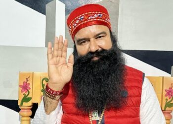 പീഡനകേസിൽ-​ഗുർമീത്-റാം-റഹീമിന്-20-ദിവസം-പരോൾ