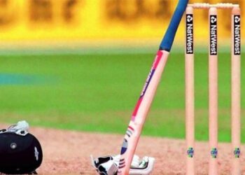 അഭിമന്യു-ഈശ്വരന്‌-സെഞ്ചുറി