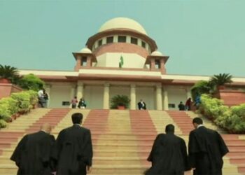 ആദിത്യനാഥിനെ-വിമർശിച്ച-മാധ്യമ-പ്രവർത്തകന്റെ-അറസ്റ്റ്‌-തടഞ്ഞു