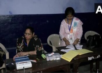 വിധിയെഴുതാൻ-ഹരിയാന;-പോളിങ്‌-ആരംഭിച്ചു,-ഫലം-ചൊവ്വാഴ്‌ച