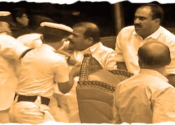 വഴിയിലുപേക്ഷിച്ചത്‌-സ്വന്തം-പ്രമേയം-;-കെണിയിൽവീണ്‌-പ്രതിപക്ഷം